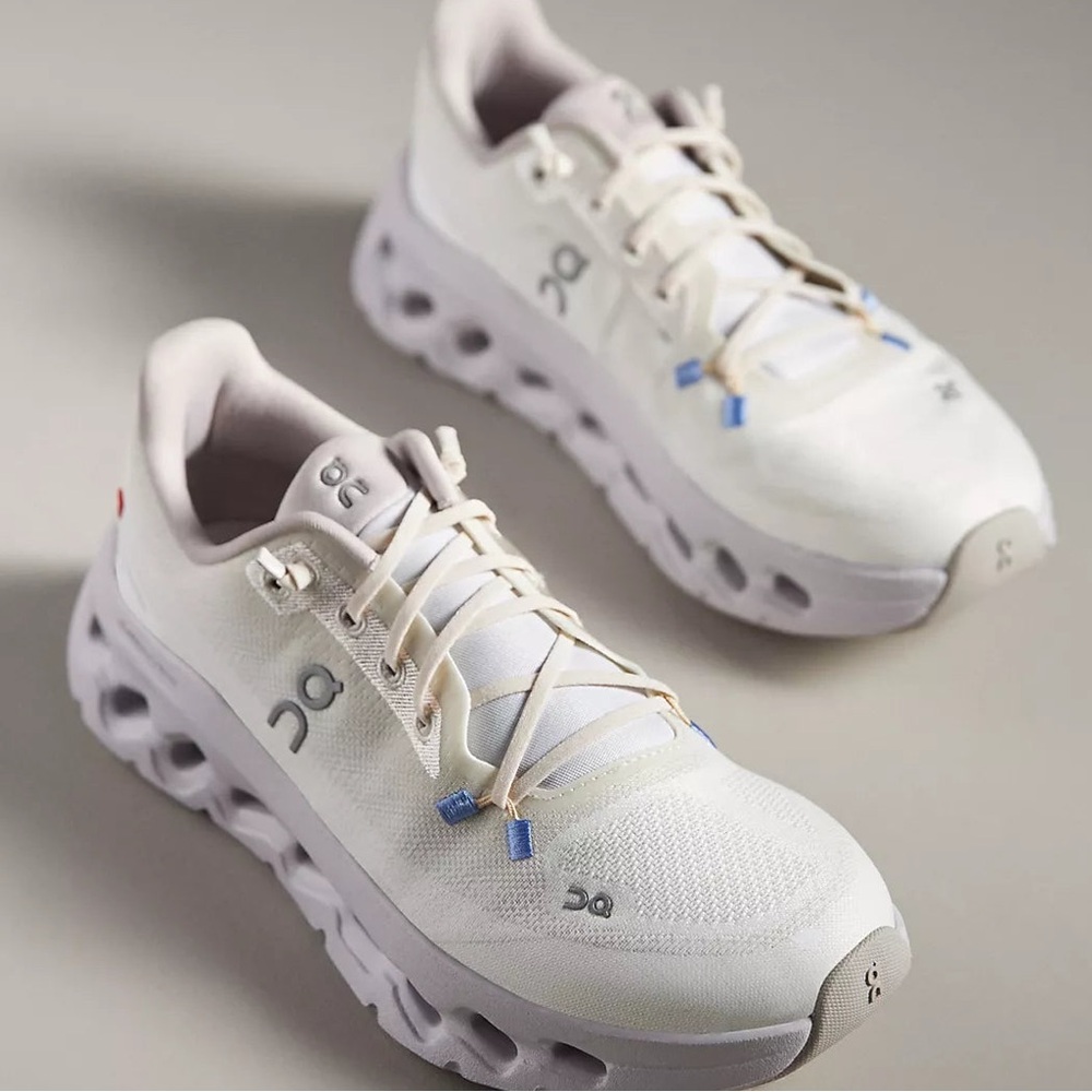 On Cloud Cloudtilt in Lavendar BNIB!!